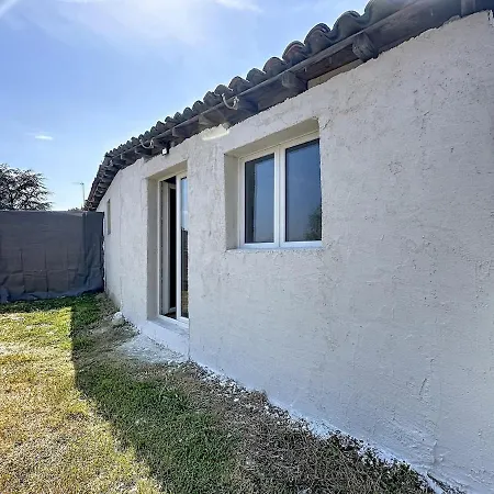 Maisonnette Avec Jardin Privé *